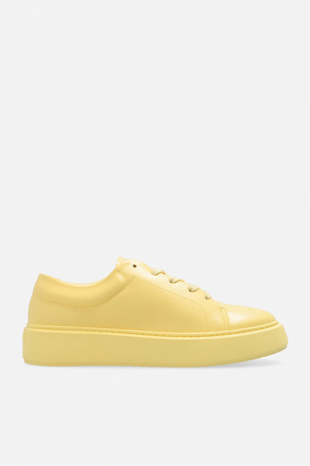 Sneakers with logo