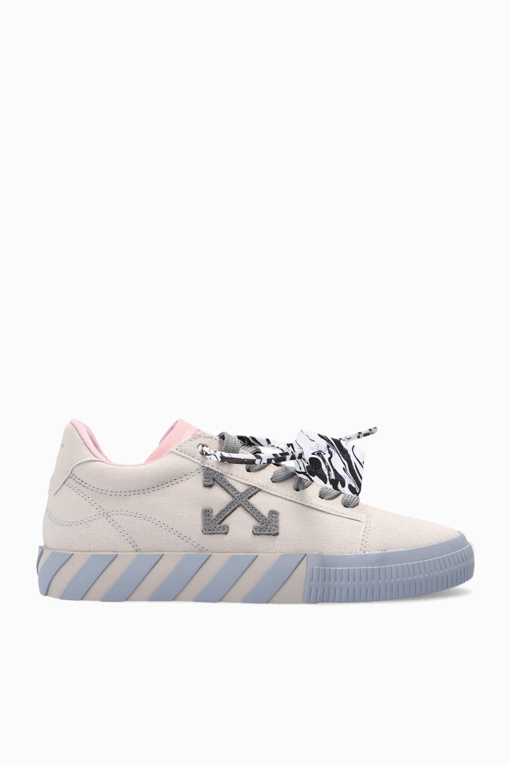 ‘Low Vulcanized’ sneakers