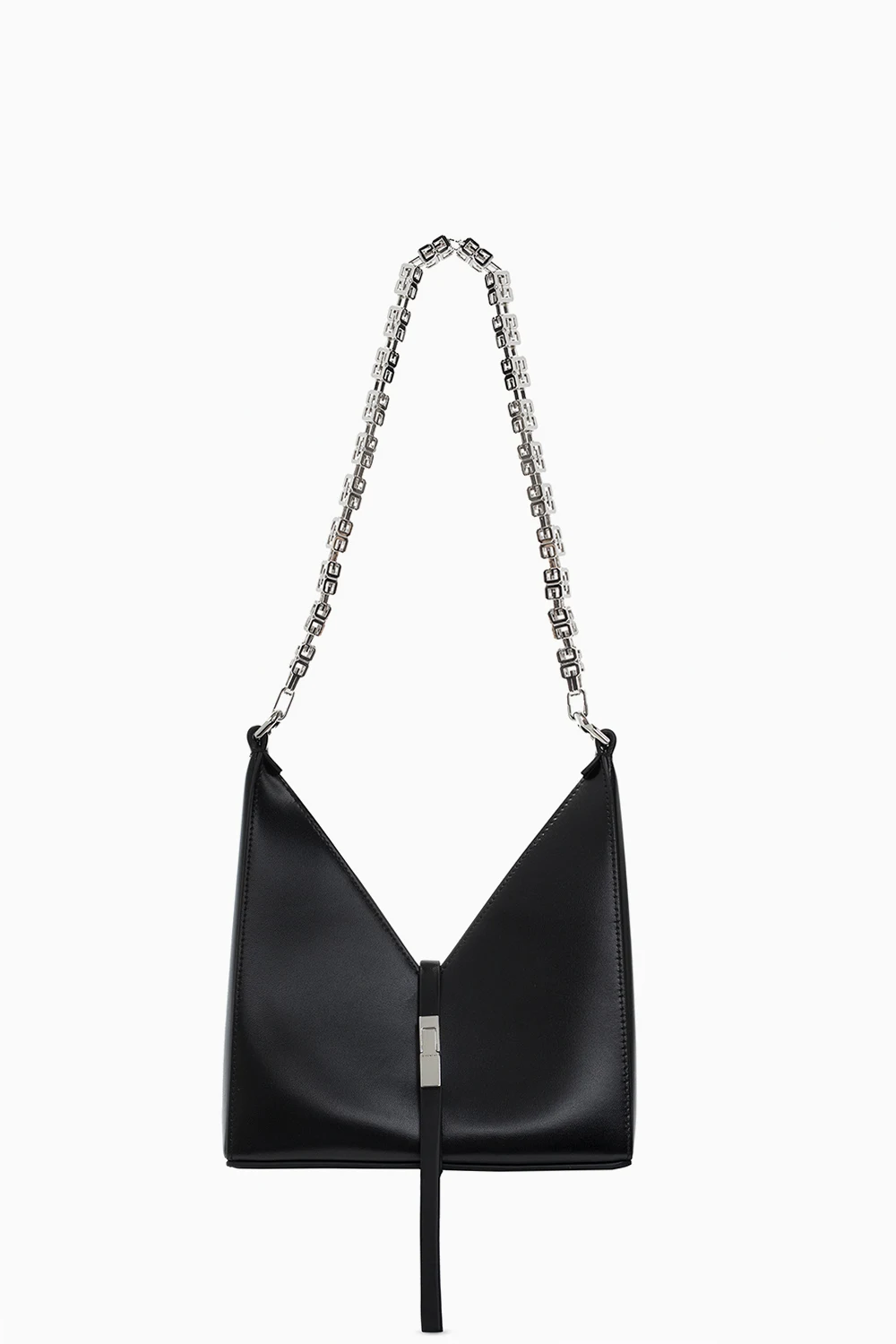Bag with chain
