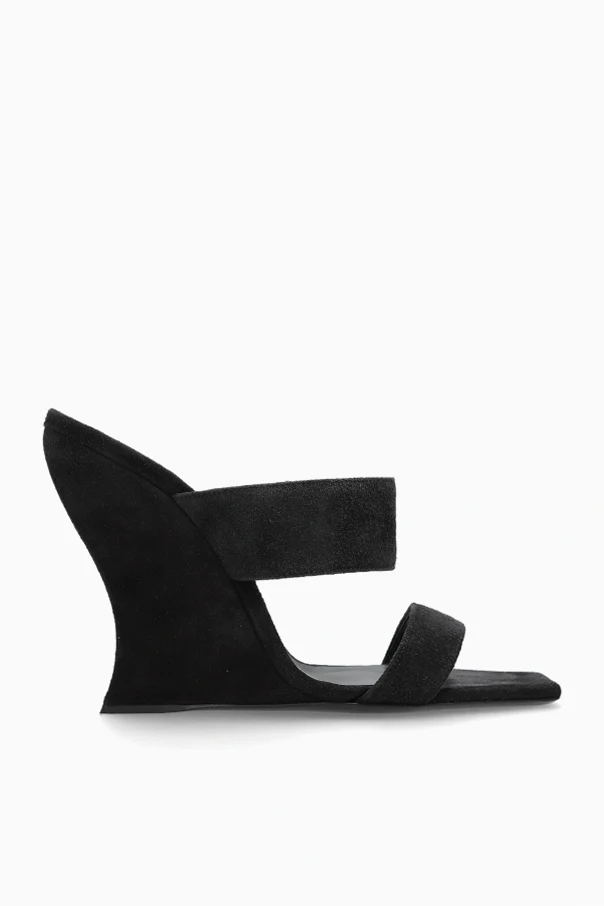 CZARNY Zamszowe klapki na koturnie