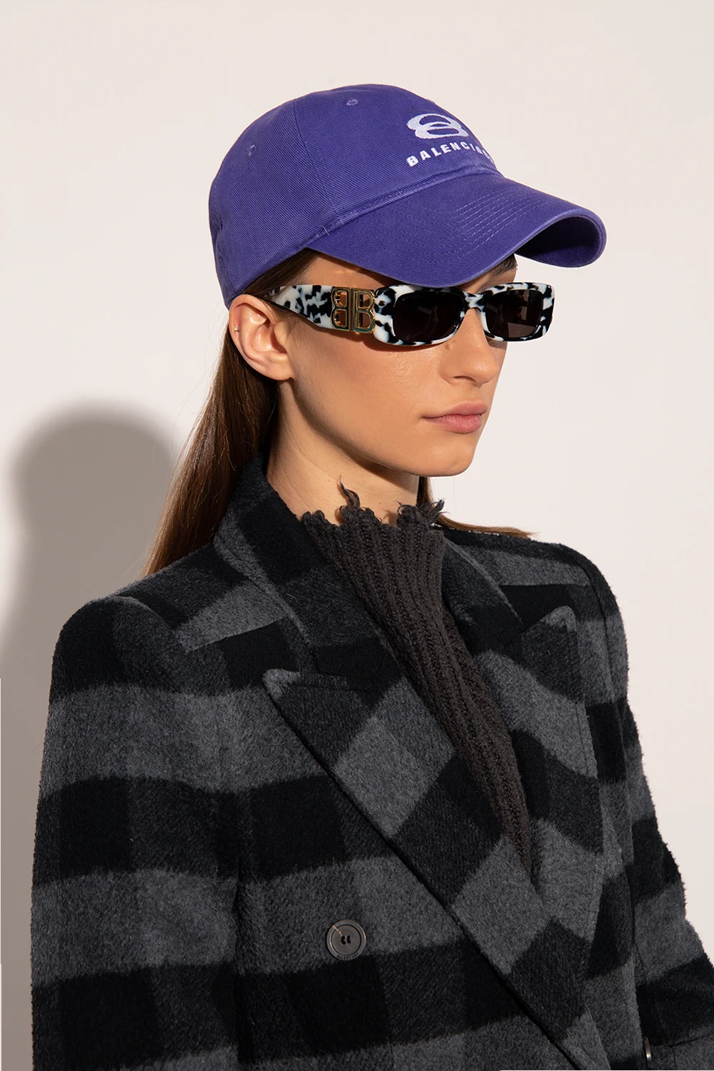 ‘Dynasty Rectangle’ sunglasses