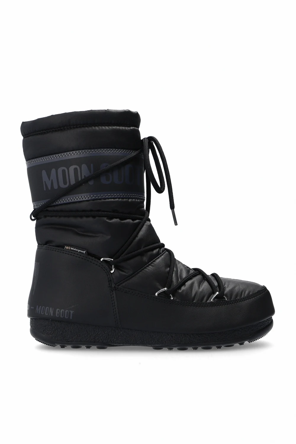 ‘Mid’ snow boots