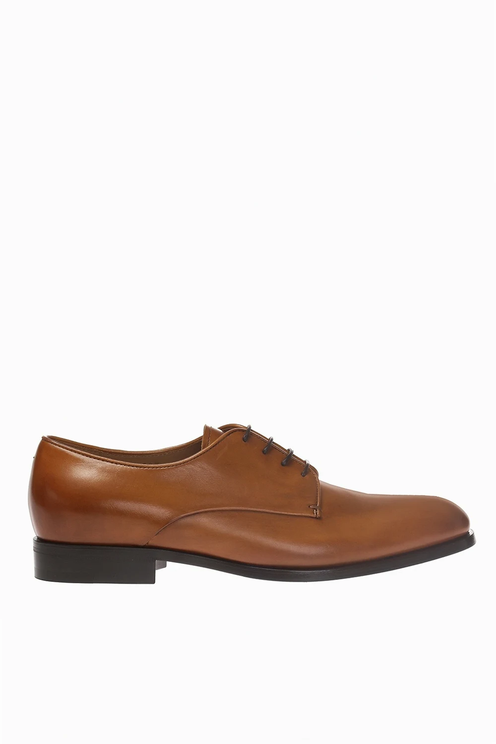 Sznurowane buty