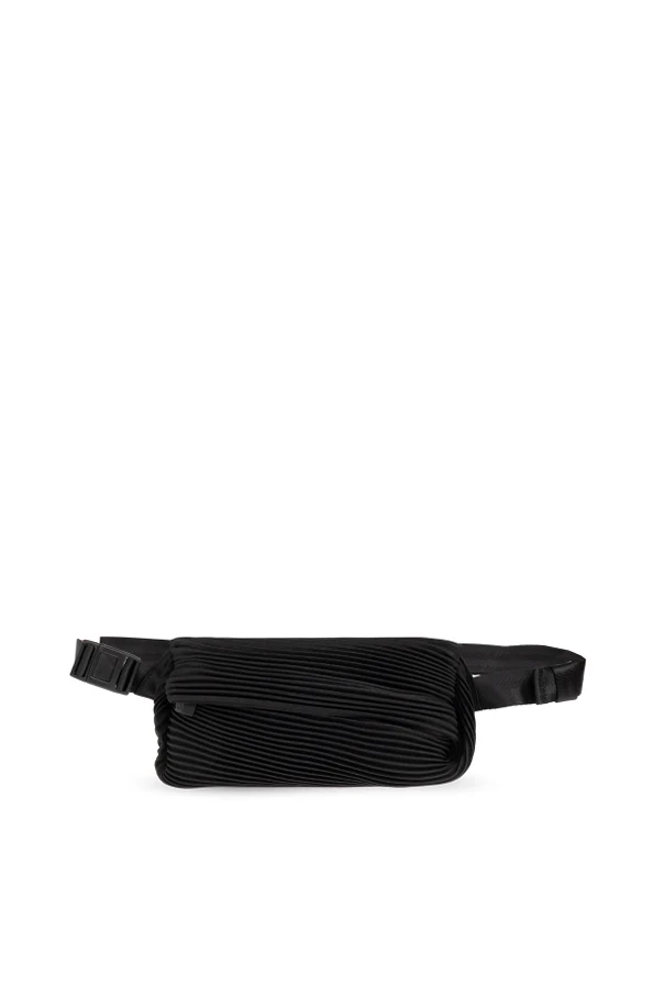 BLACK Pleated belt bag