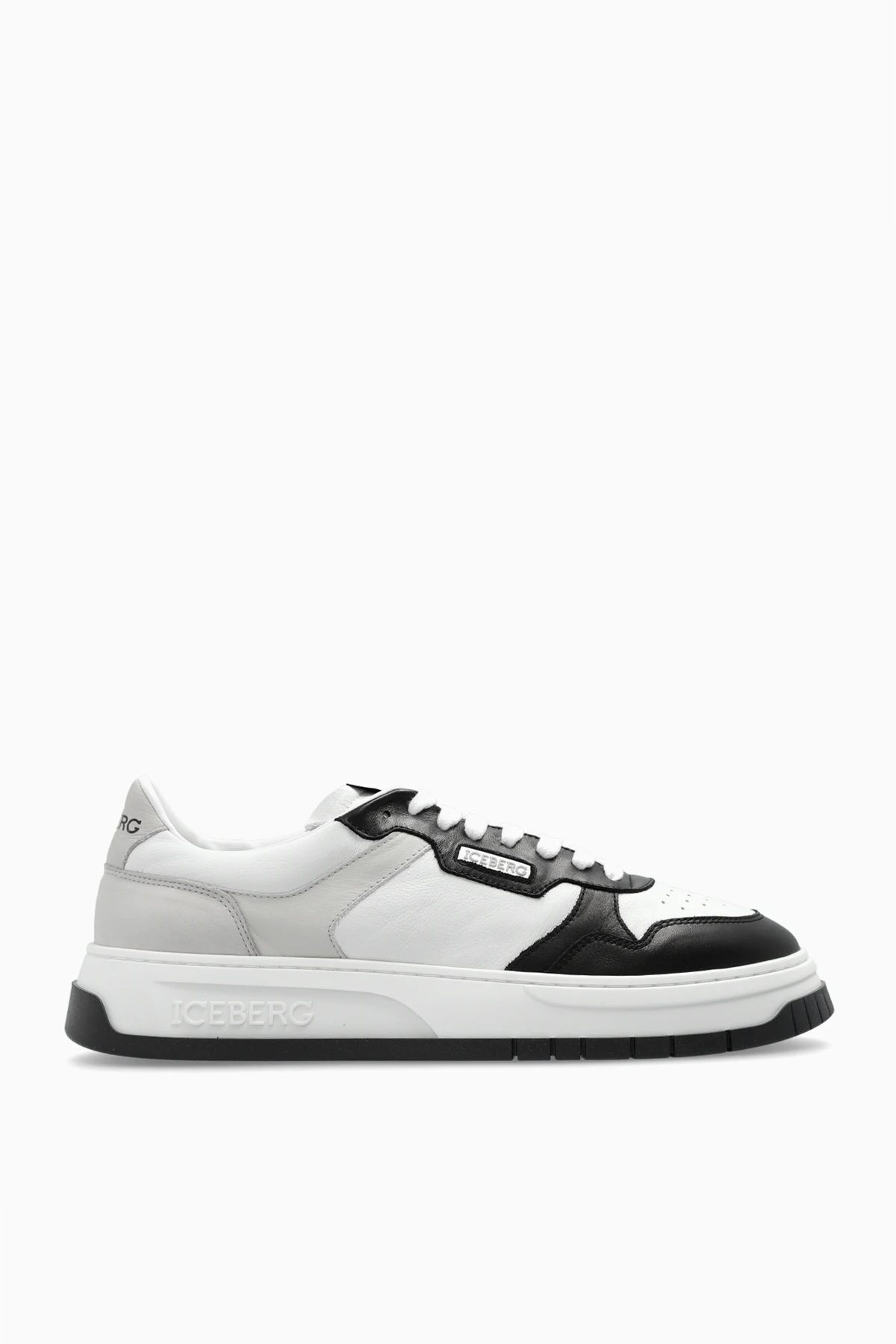 WHITE Sport shoes ‘Clock V2’