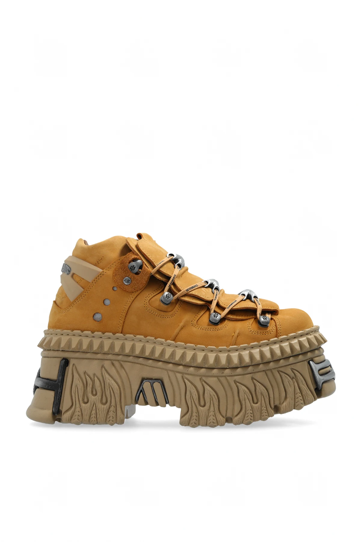 VETEMENTS x New Rock