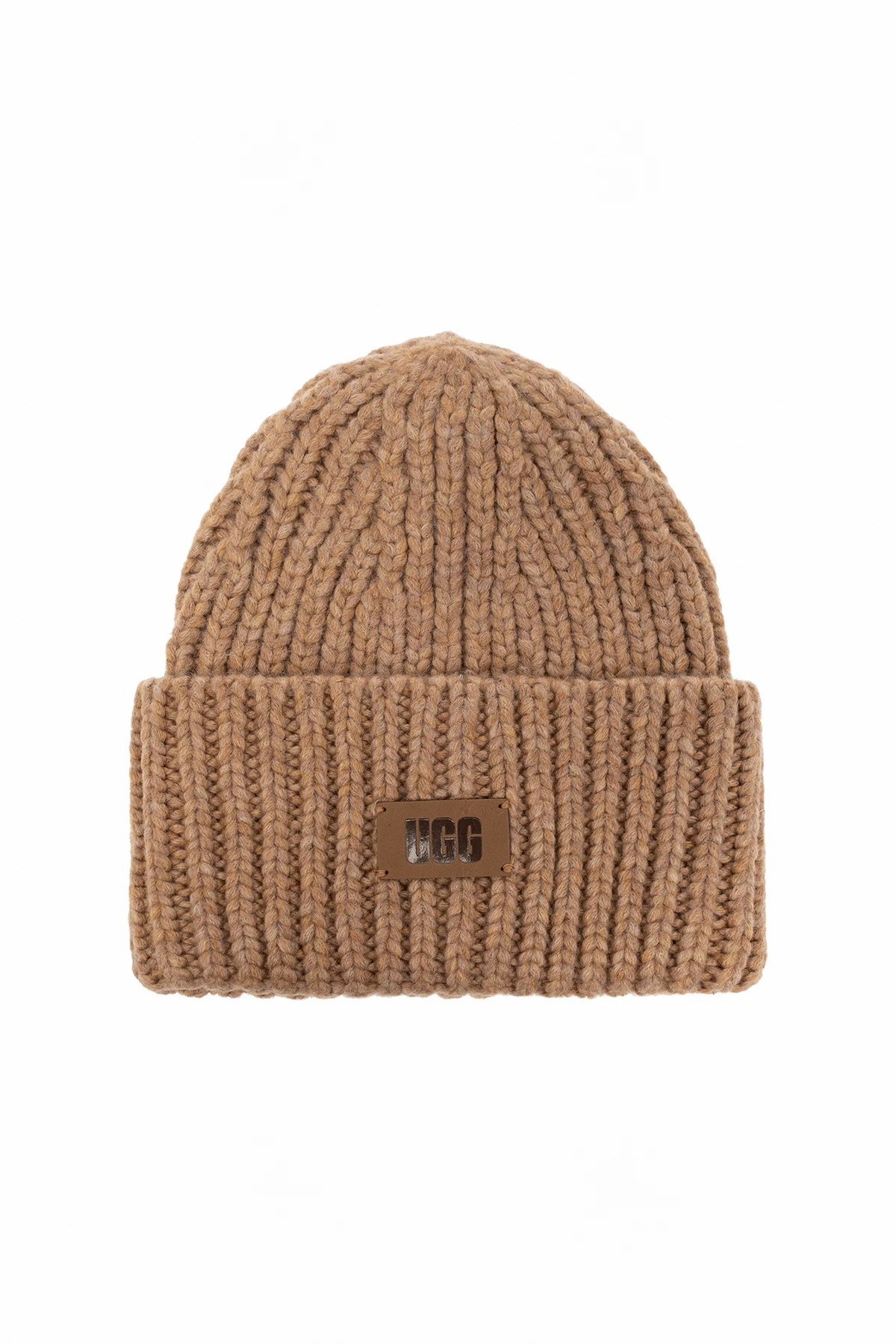 Beanie with logo patch