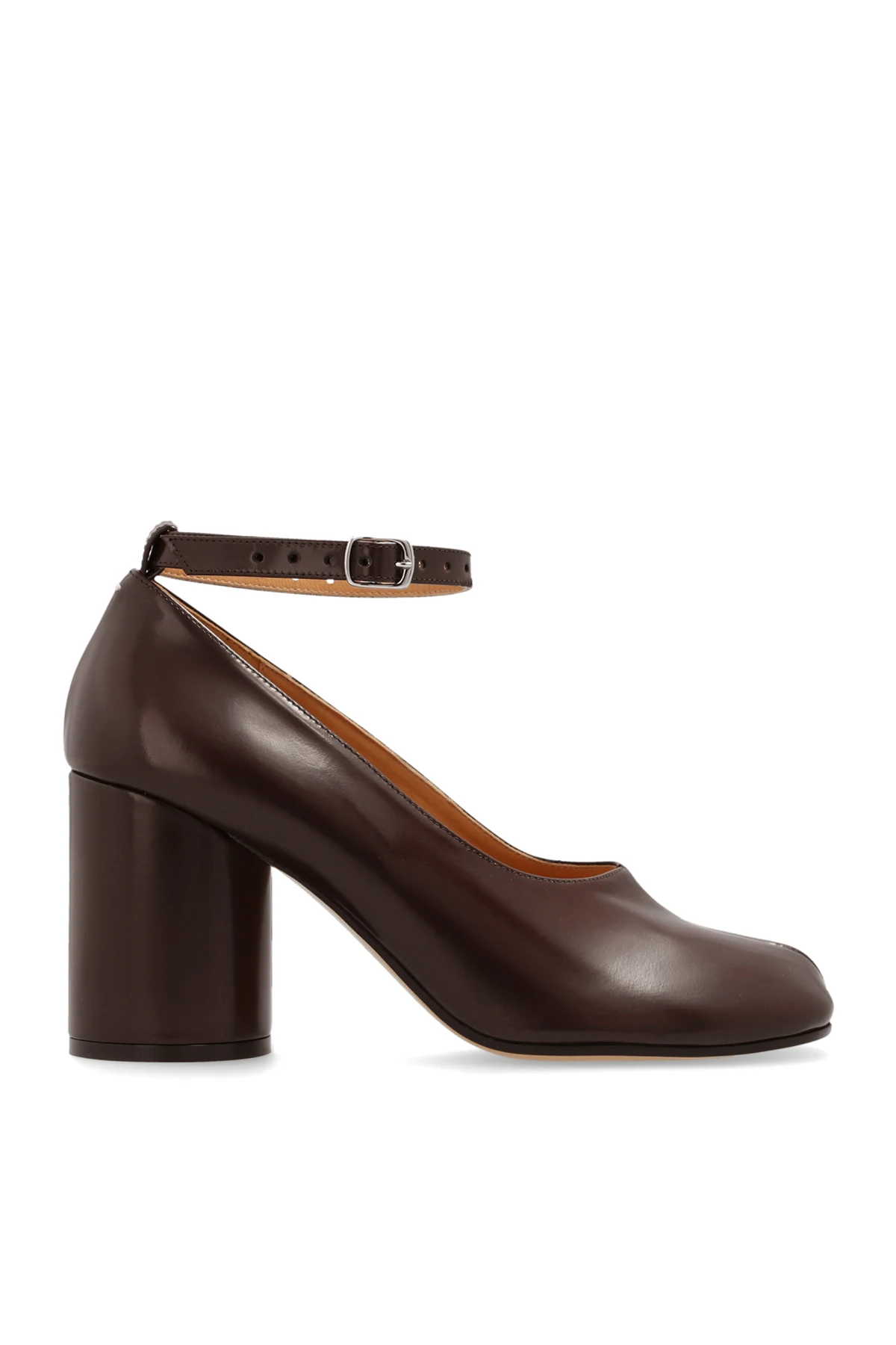 Schuhe mit Absatz