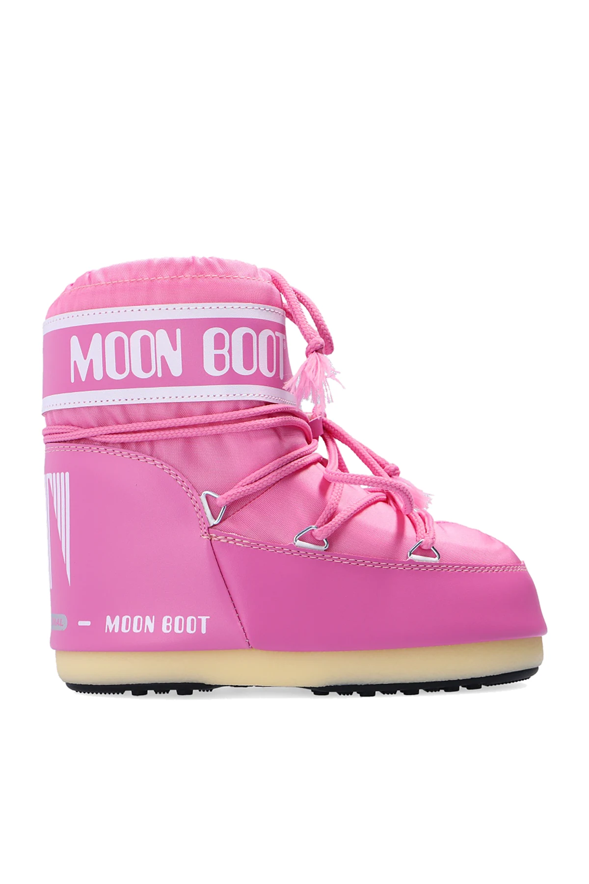 ‘Classic Low’ snow boots