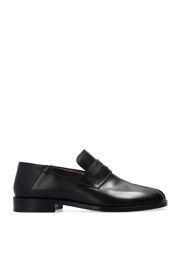 Buty typu ‘loafers’ z wycięciem ‘Tabi’