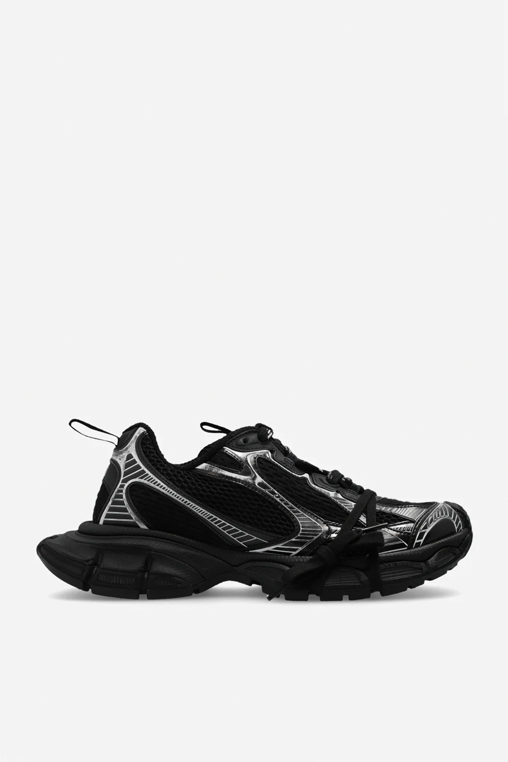 ‘3XL’ sneakers