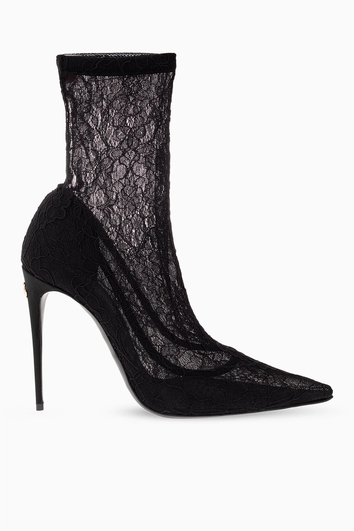 Heeled ankle boots with lace