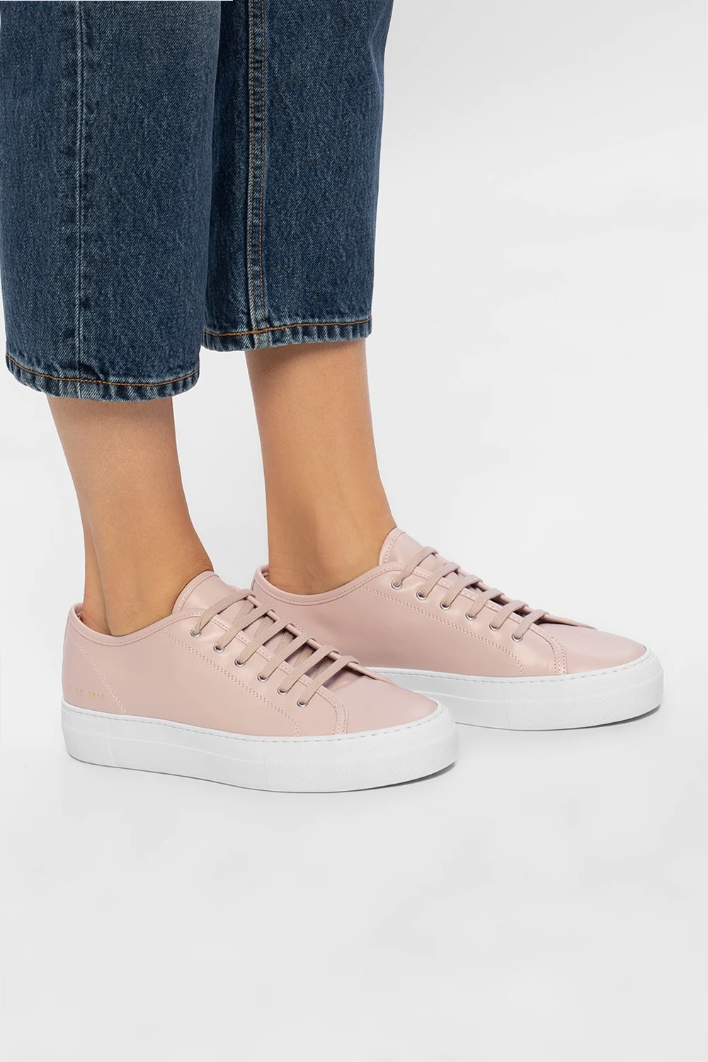 ‘Tournament Low’ sneakers