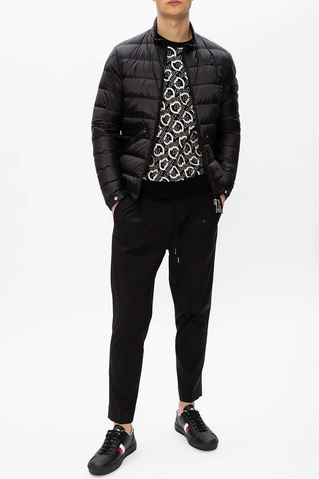 Tapered leg trousers