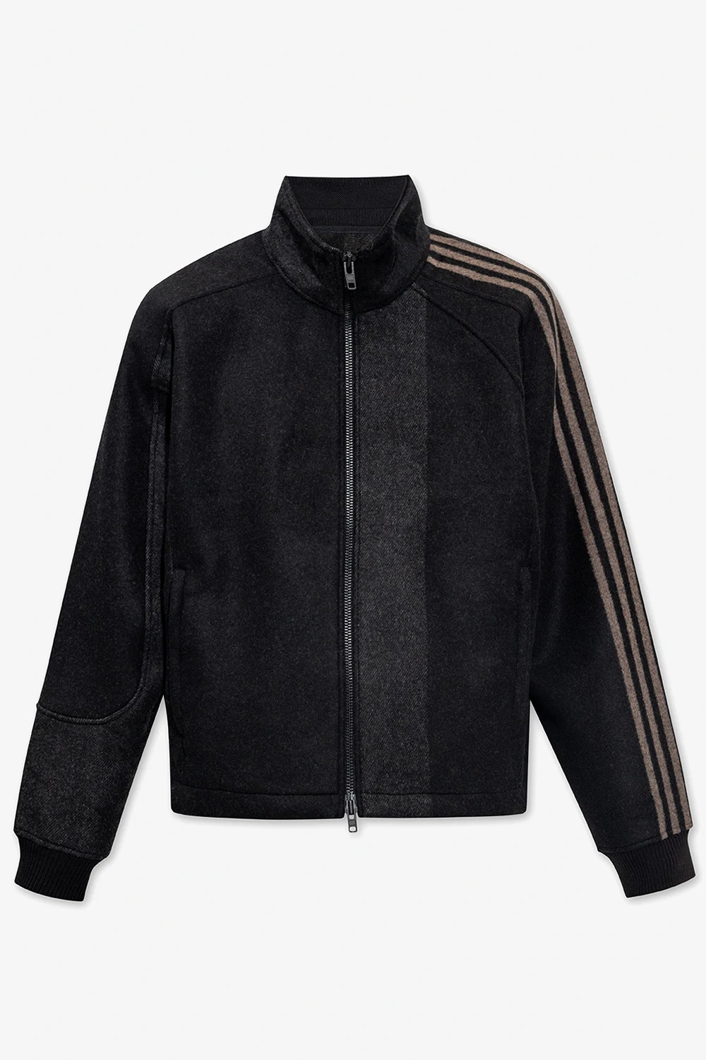 Jacket with stand collar