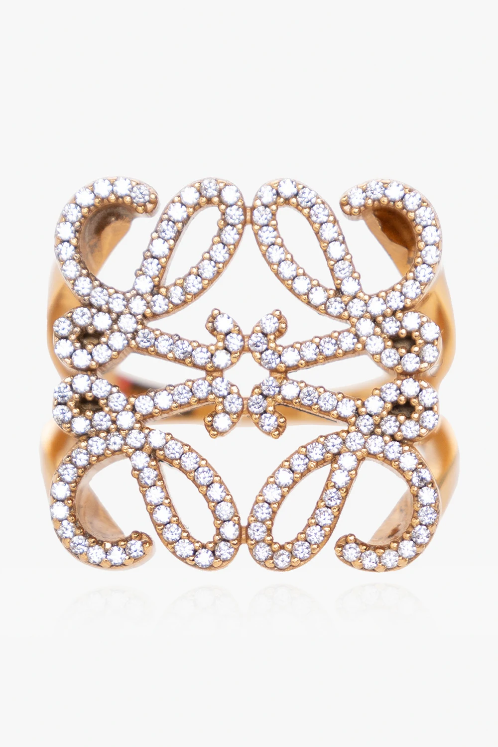 Ring with logo