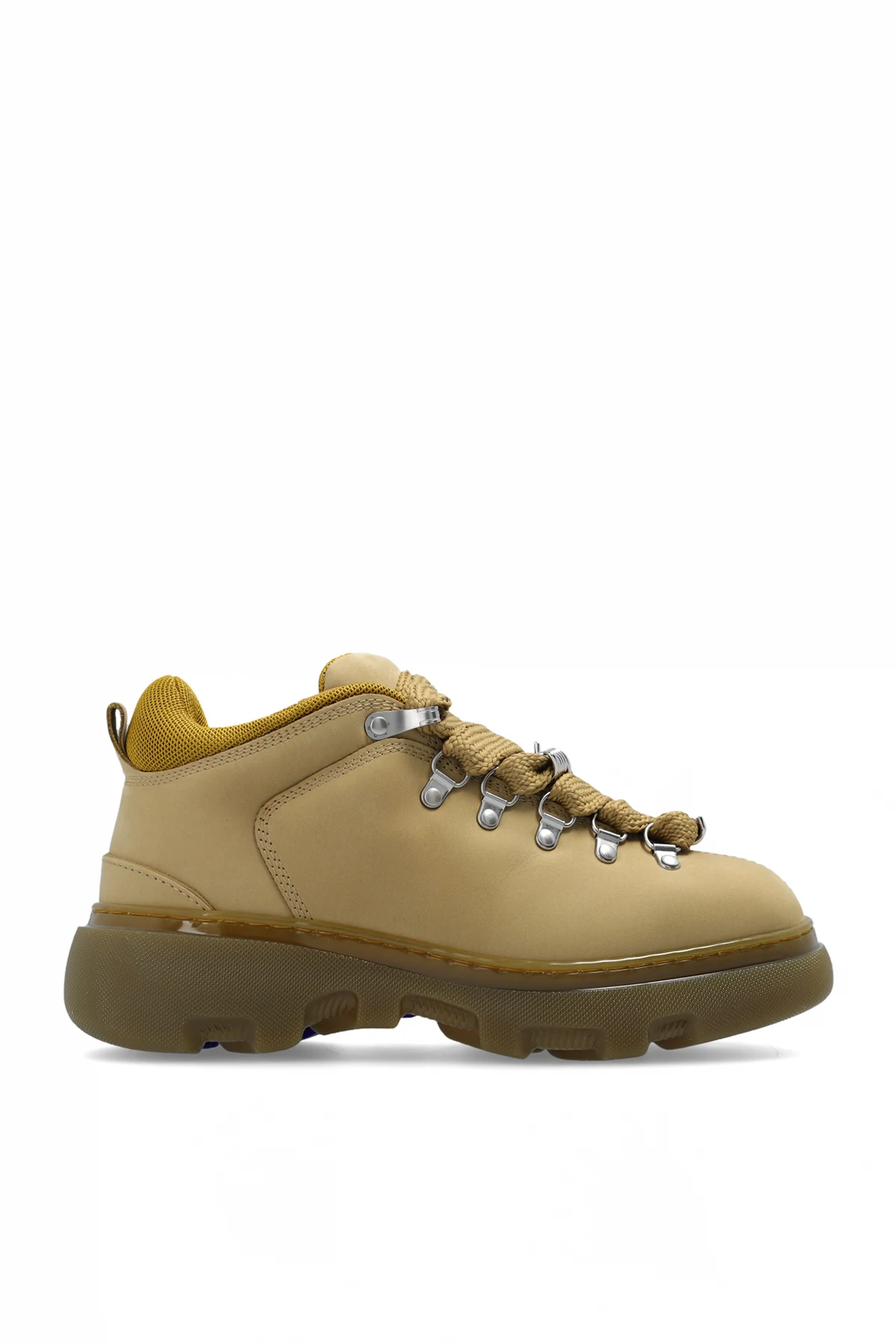 Trekking boots