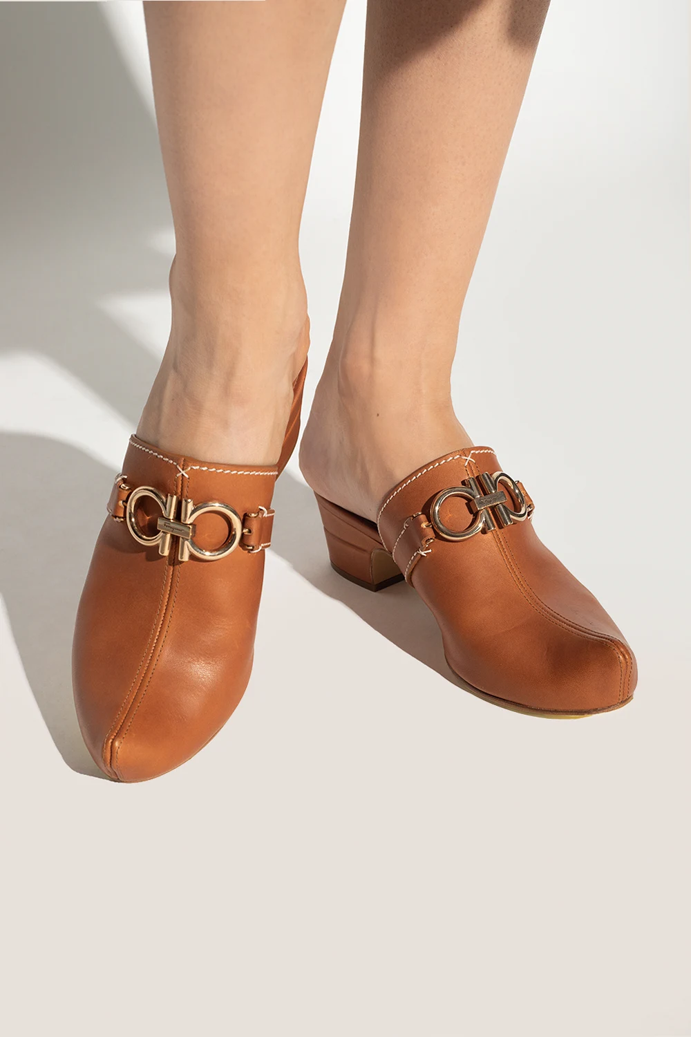 Leather mules