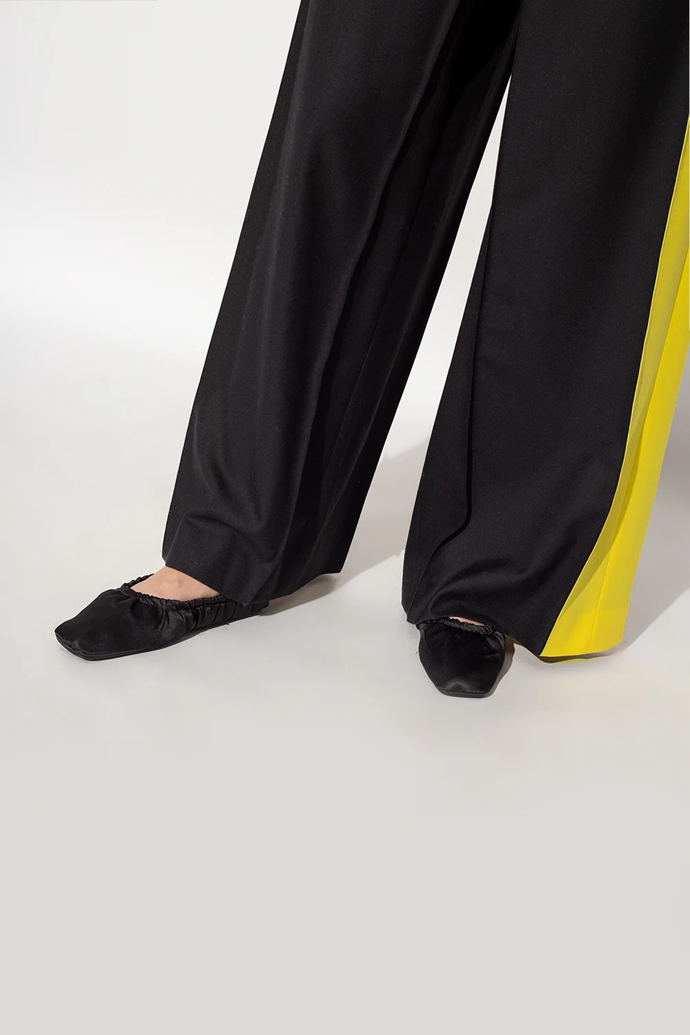 ‘Bardo’ satin ballet flats