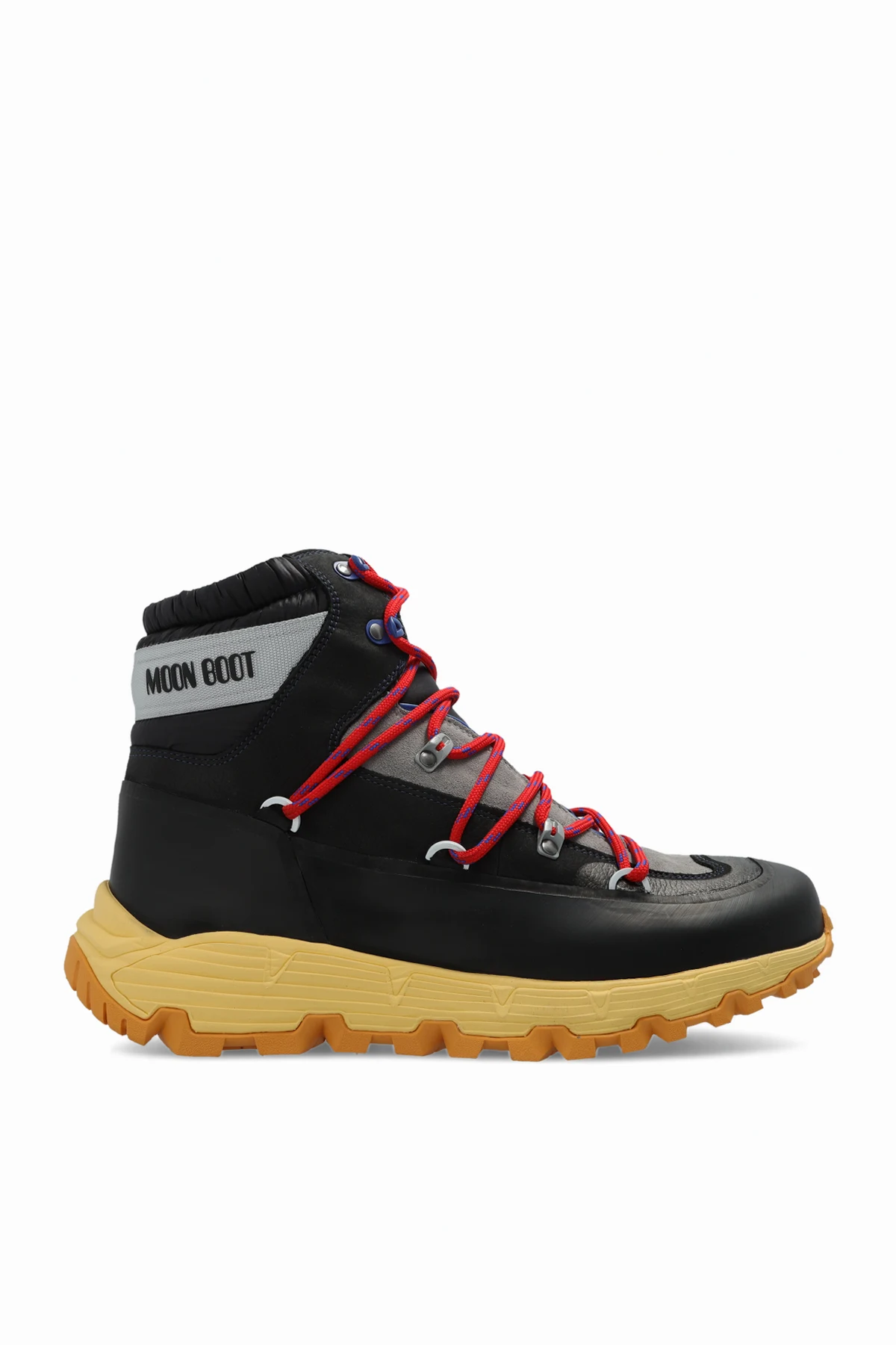 ‘Tech Hiker’ hiking boots