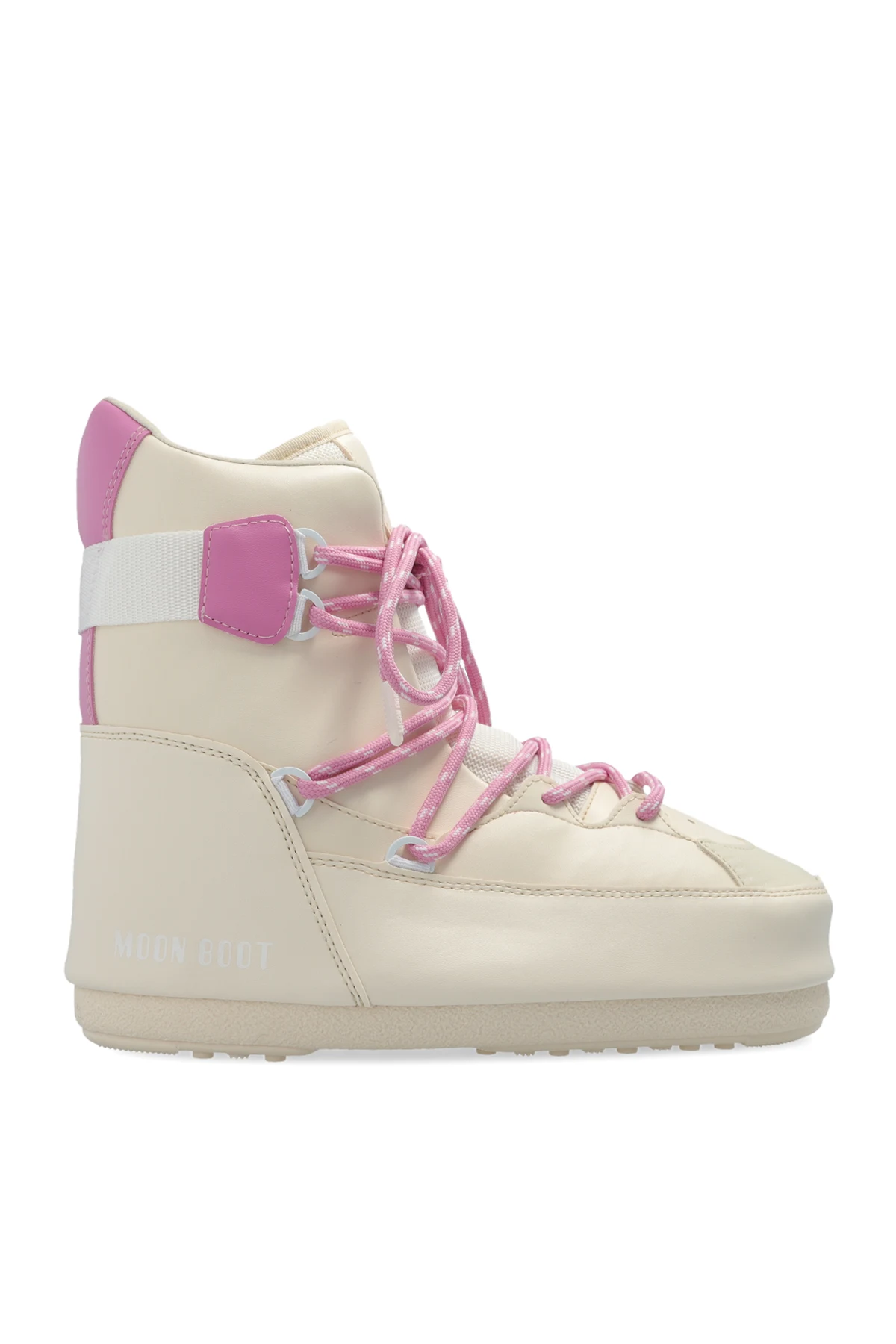 ‘Sneaker Mid’ snow boots