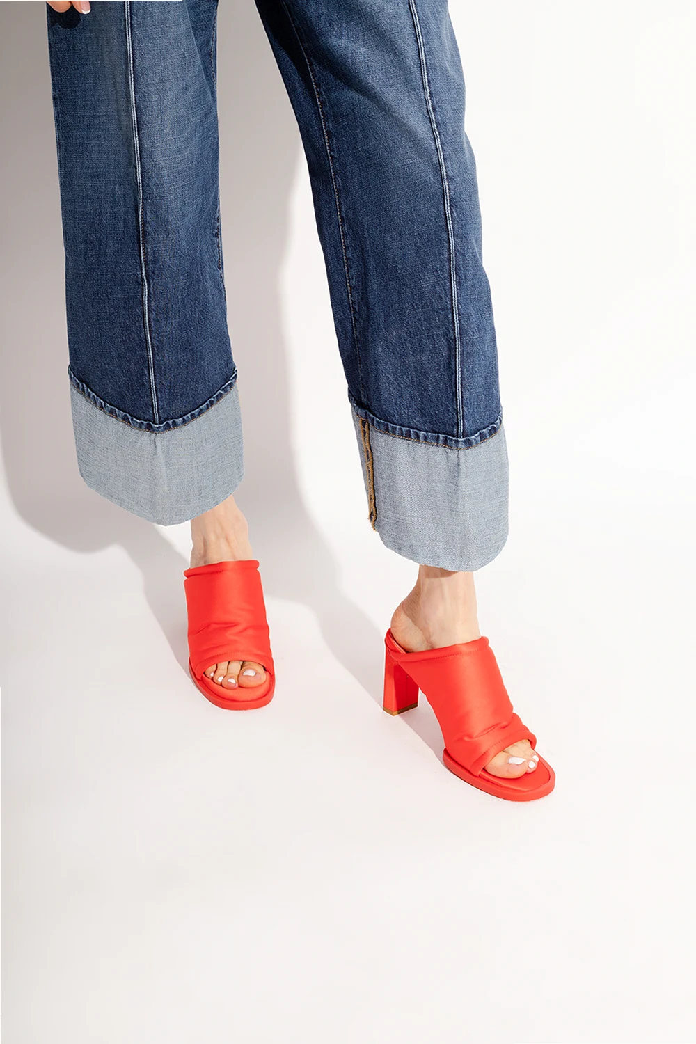‘Elsa’ mules