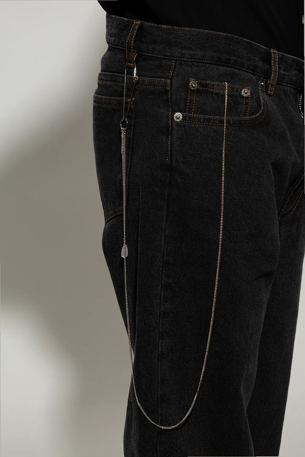 Łańcuch z zawieszkami