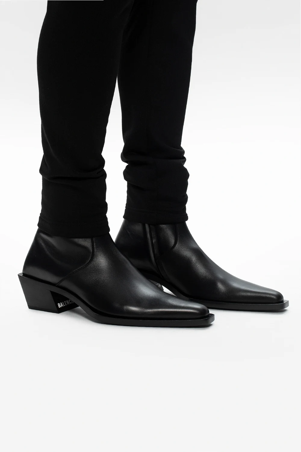 ‘Tiaga’ leather ankle boots