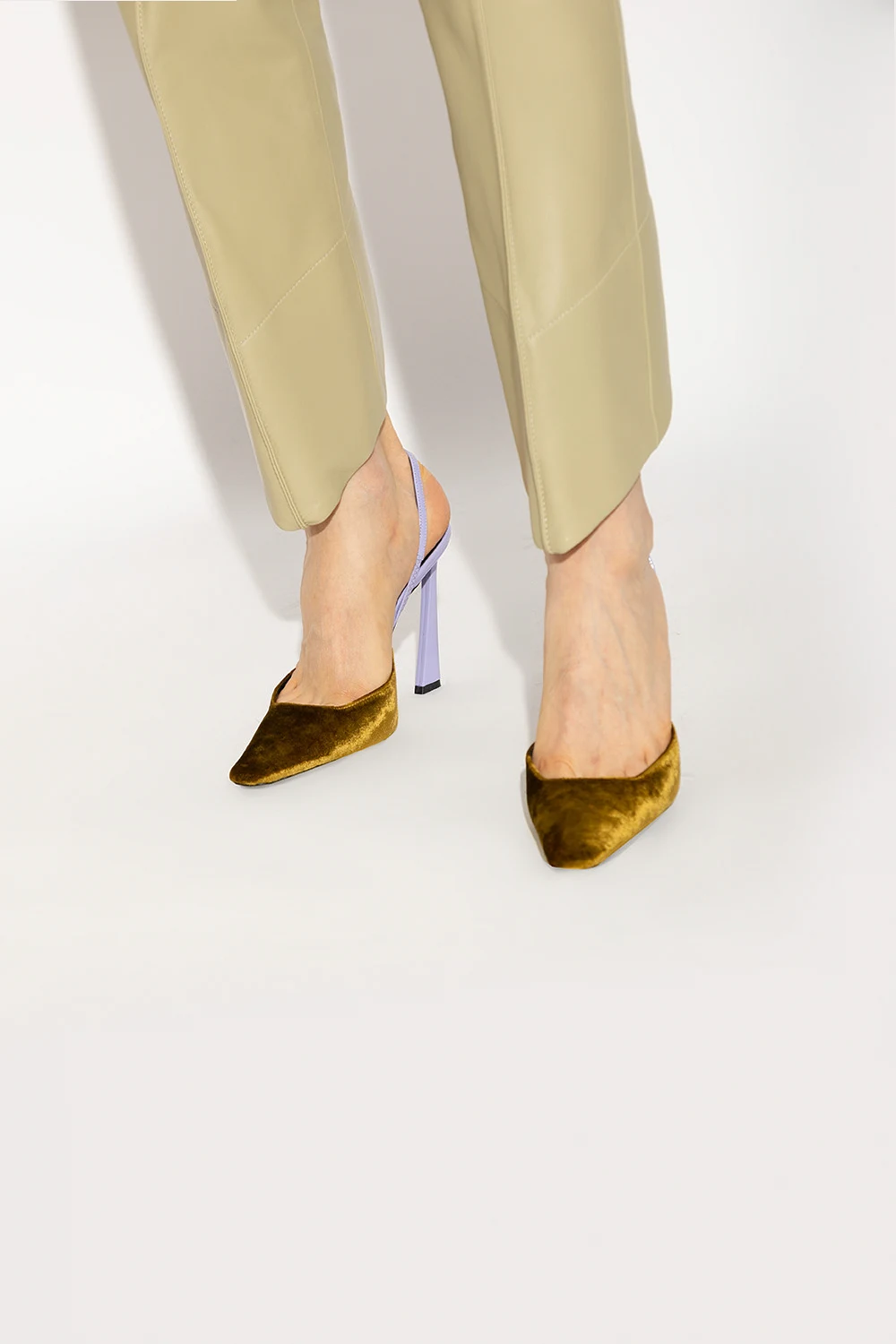 ‘Blade’ pumps