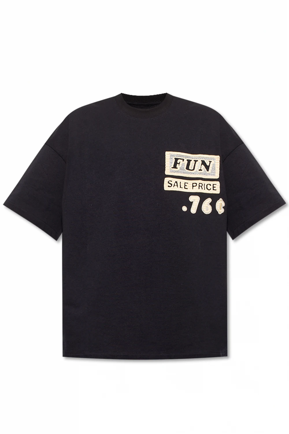 T-shirt z naszywkami