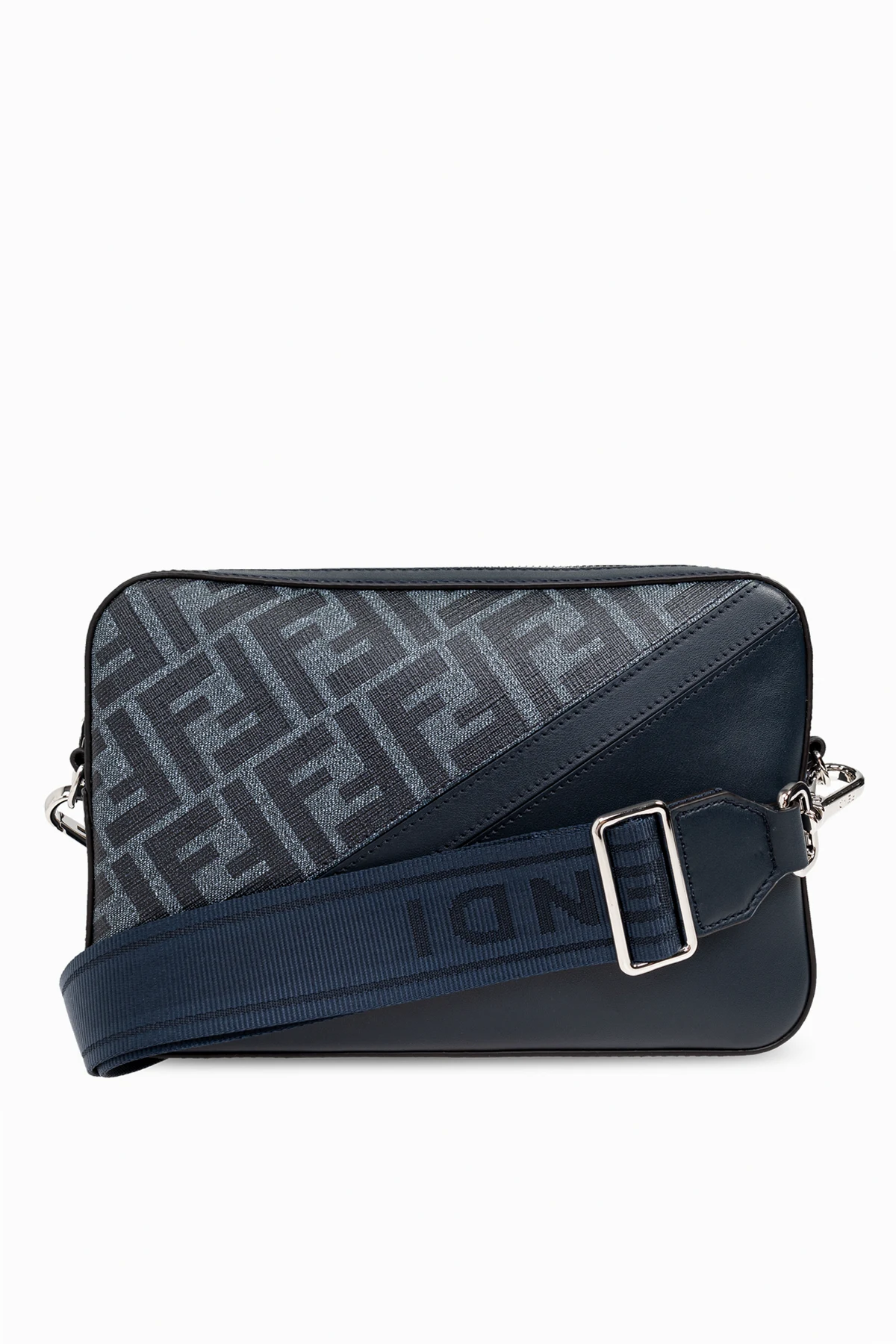 Schultertasche mit Monogramm