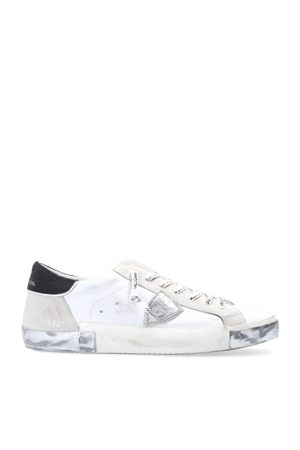 Sneakers with logo