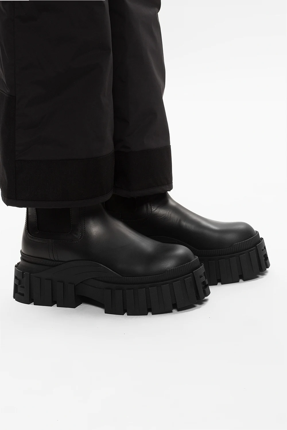 Platform Chelsea boots