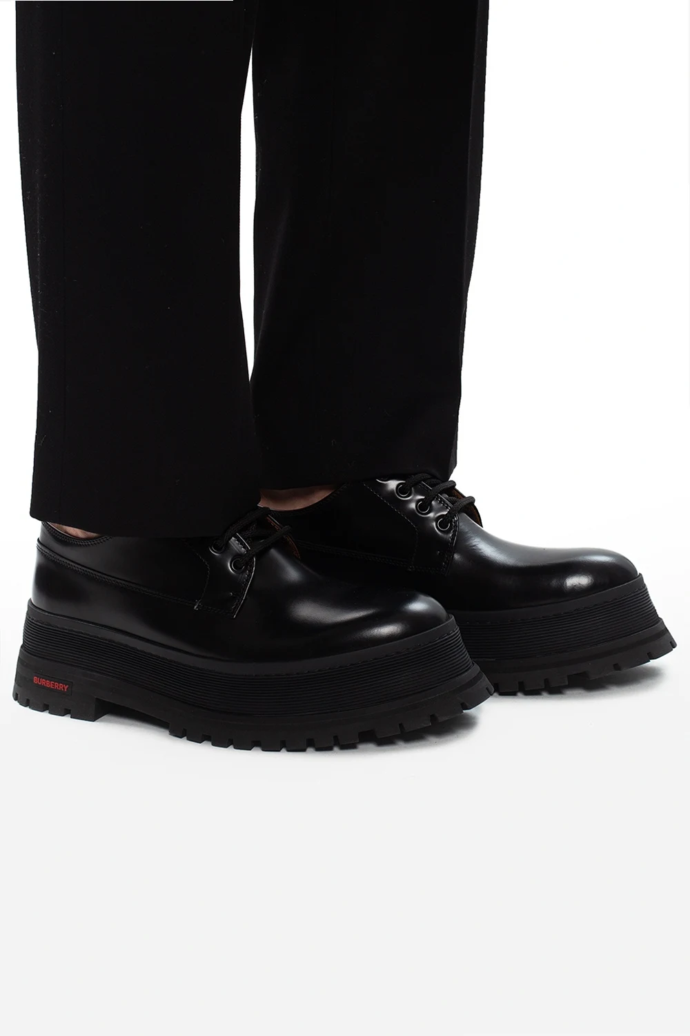Sznurowane buty na platformie
