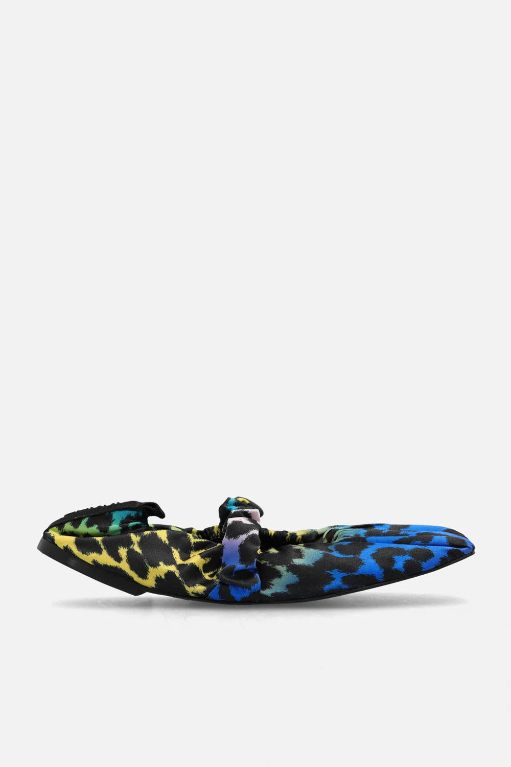 Baller flats with logo