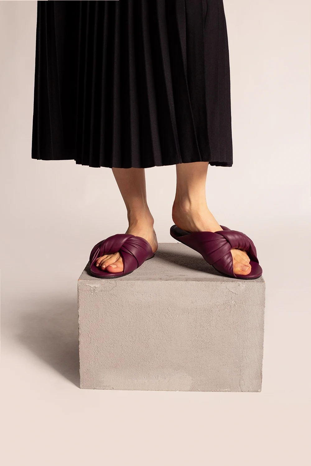 ‘Drapy’ mules