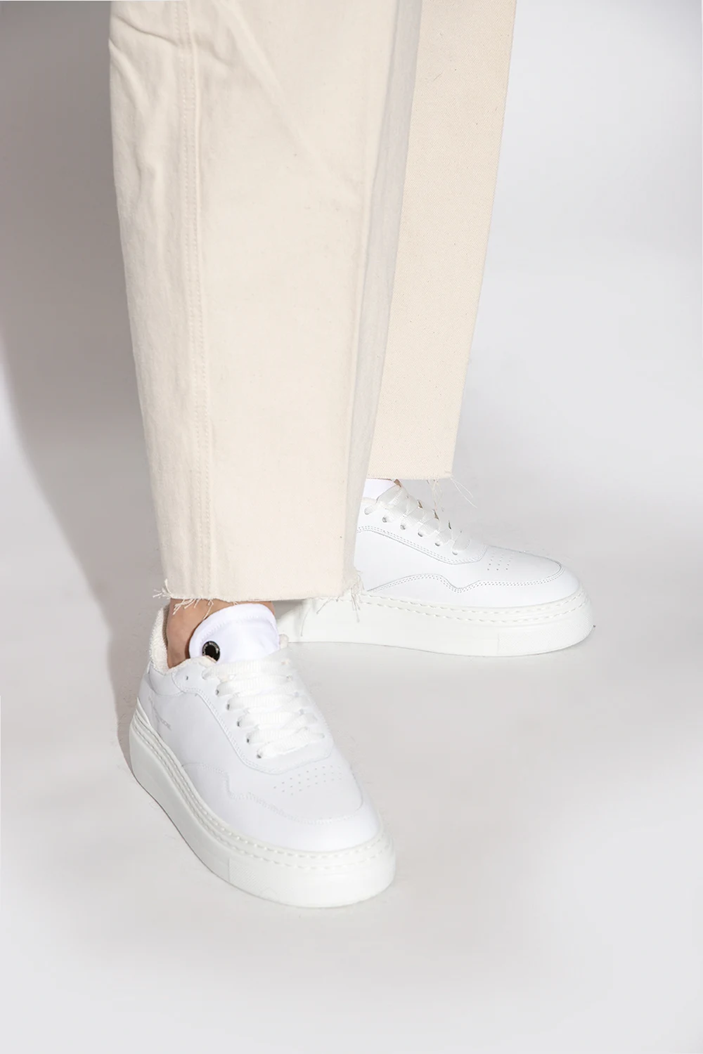 ‘Etienne Low’ sneakers