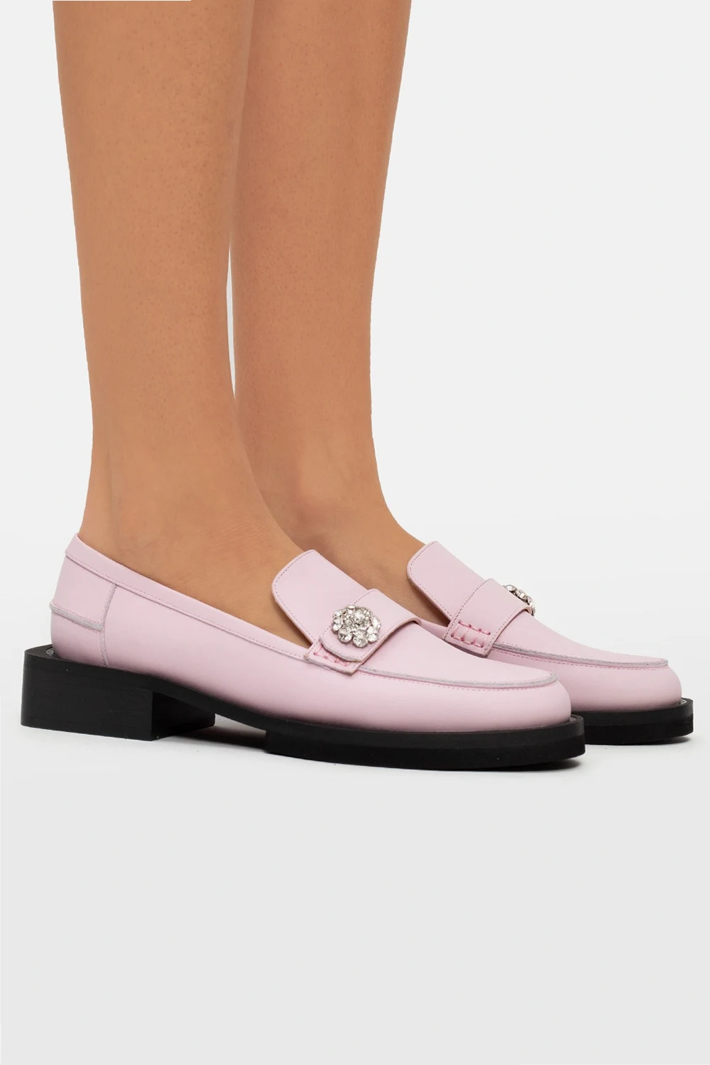 Mokasyny na masywnej podeszwie