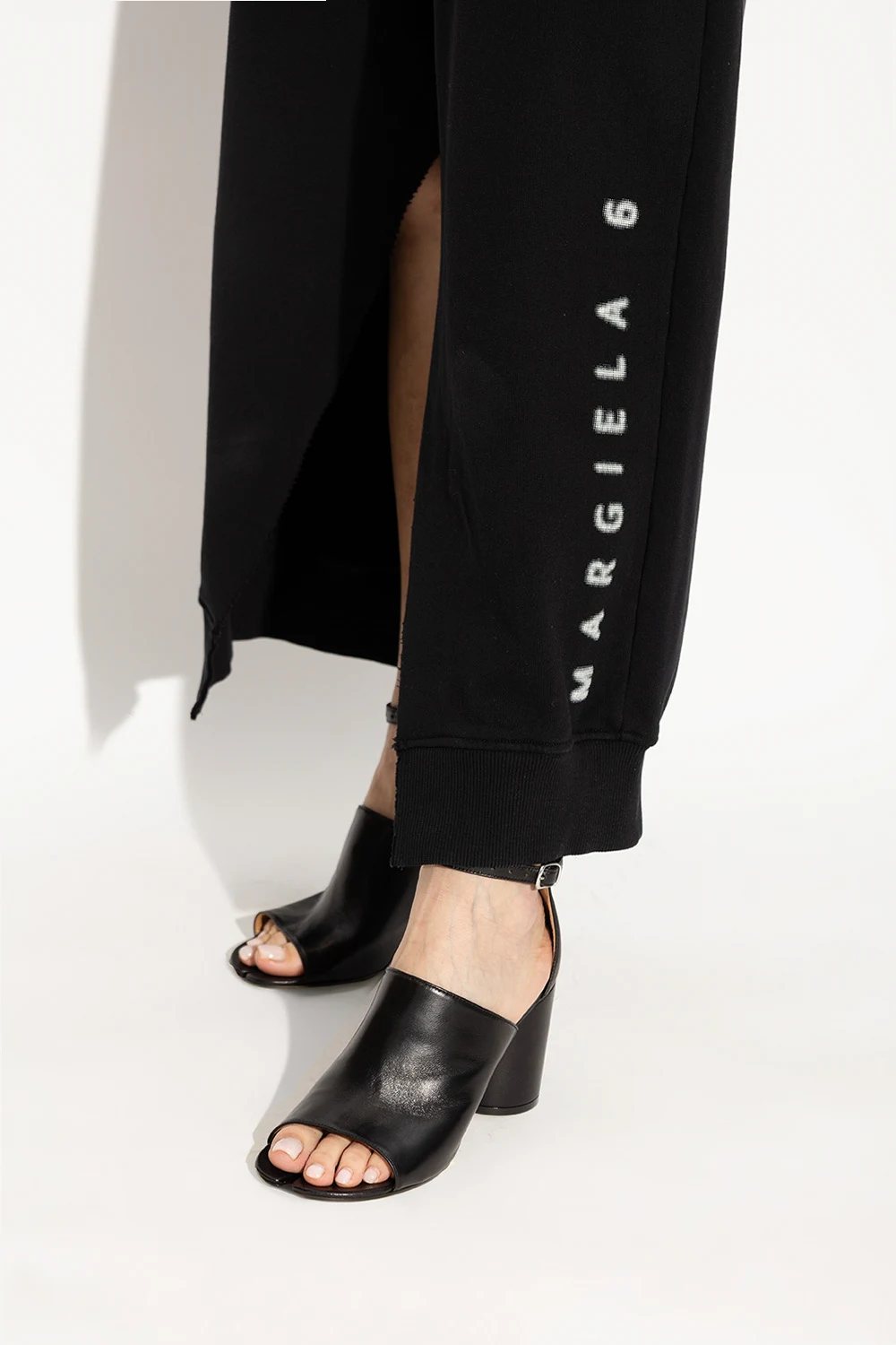 ‘Tabi’ heeled sandals