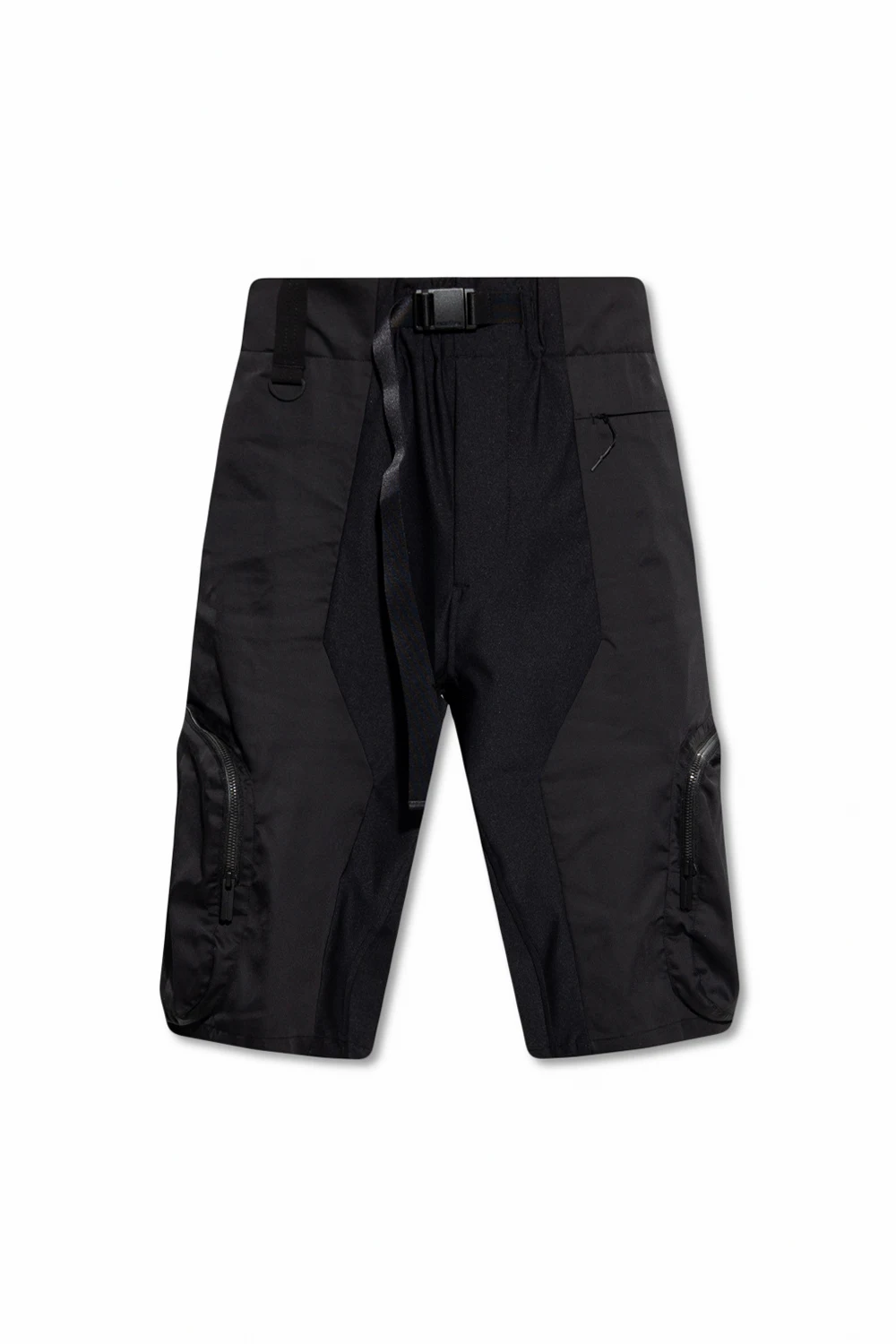 Shorts with multiple pockets