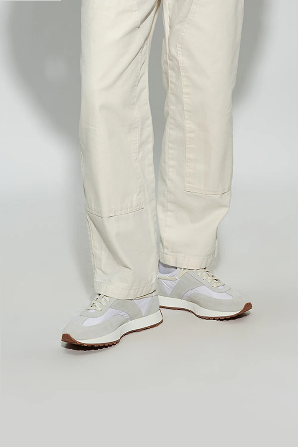 Buty sportowe z logo