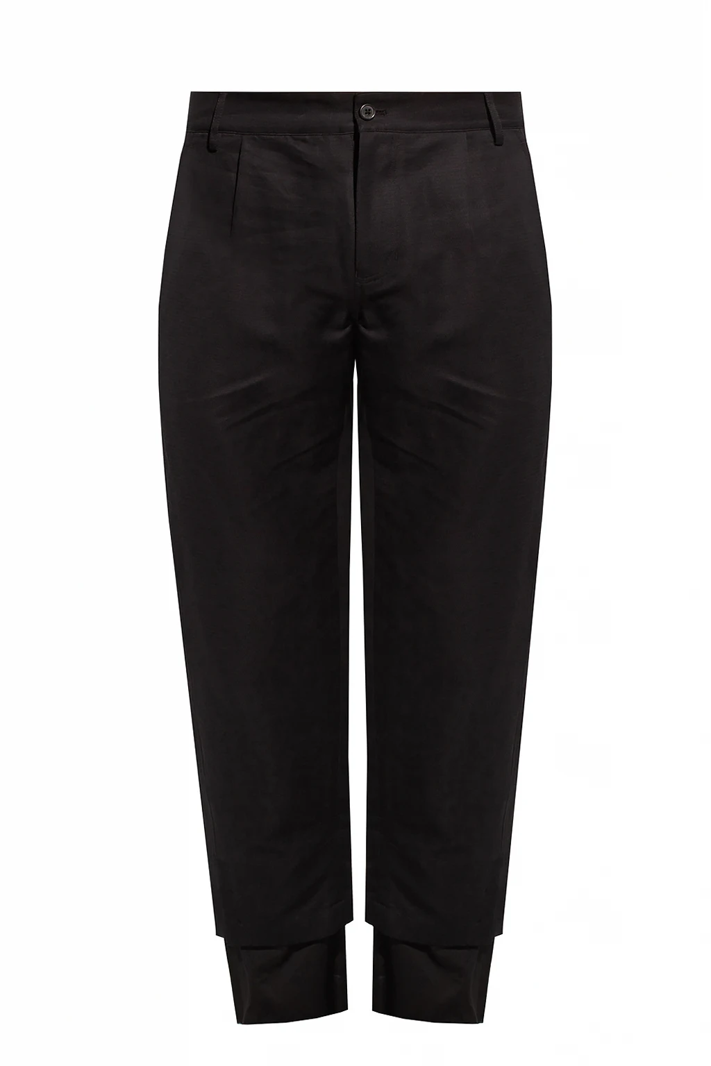 Trousers with pleats