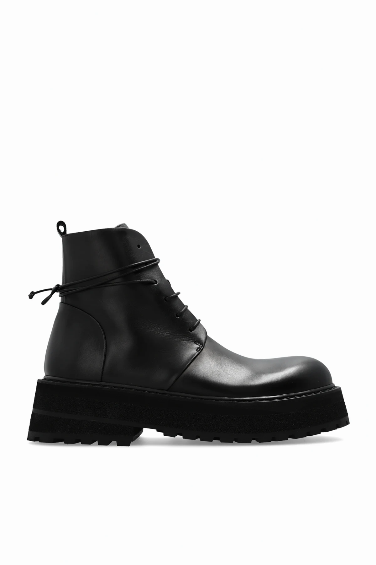 ‘Carretta’ leather shoes