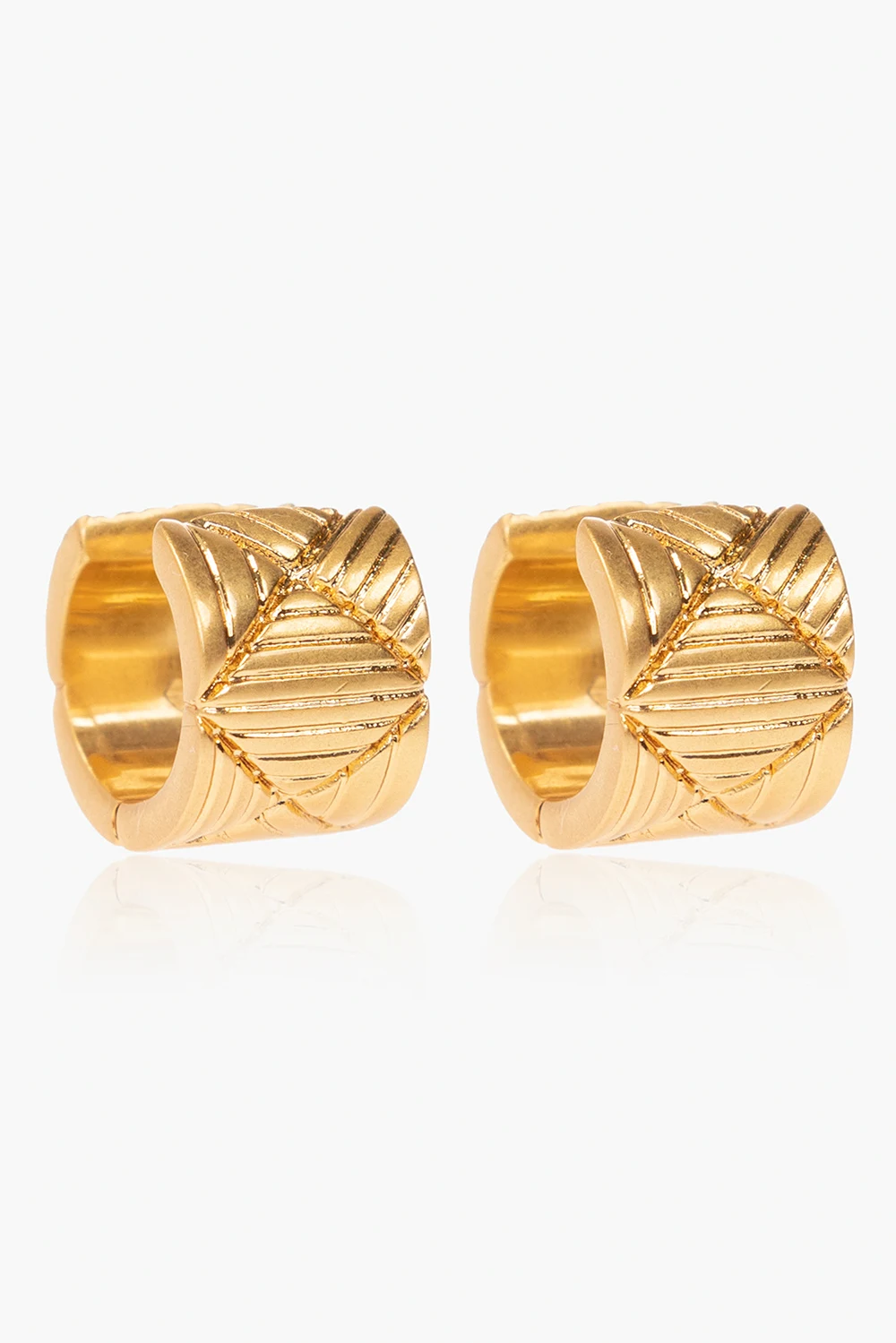 Round earrings
