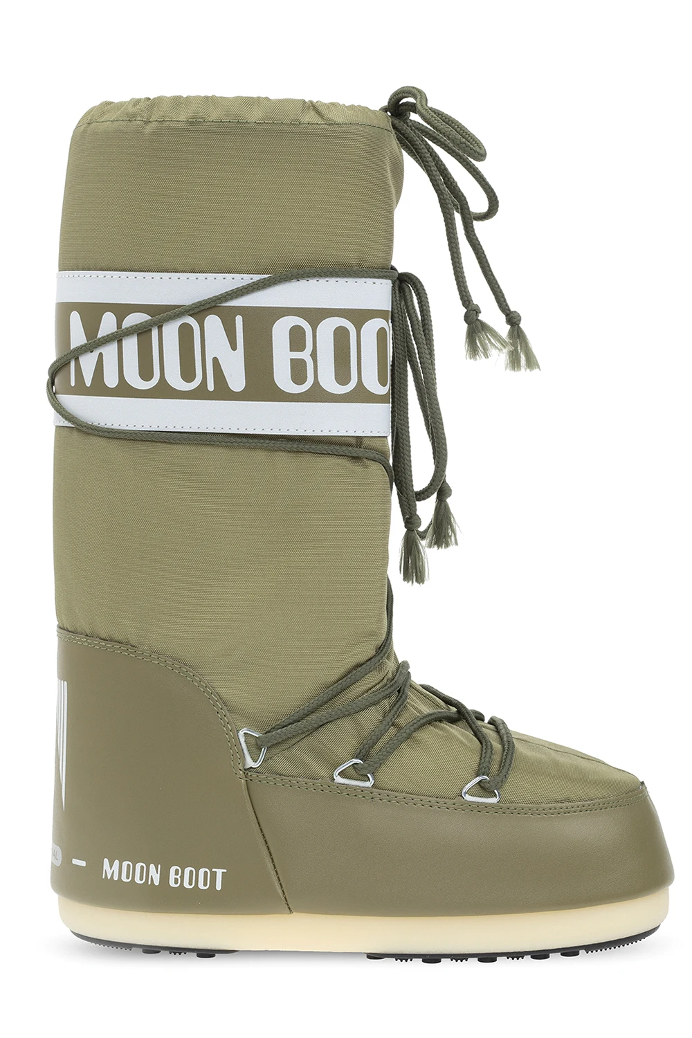 ‘Nylon’ snow boots