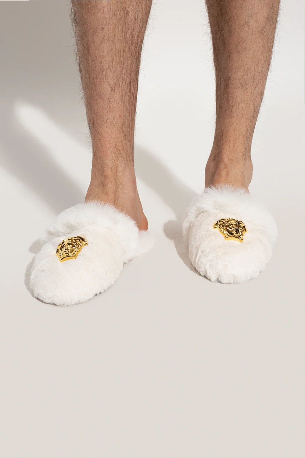 Fur slippers