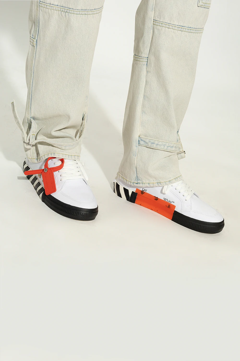 ‘Low Vulcanized’ sneakers