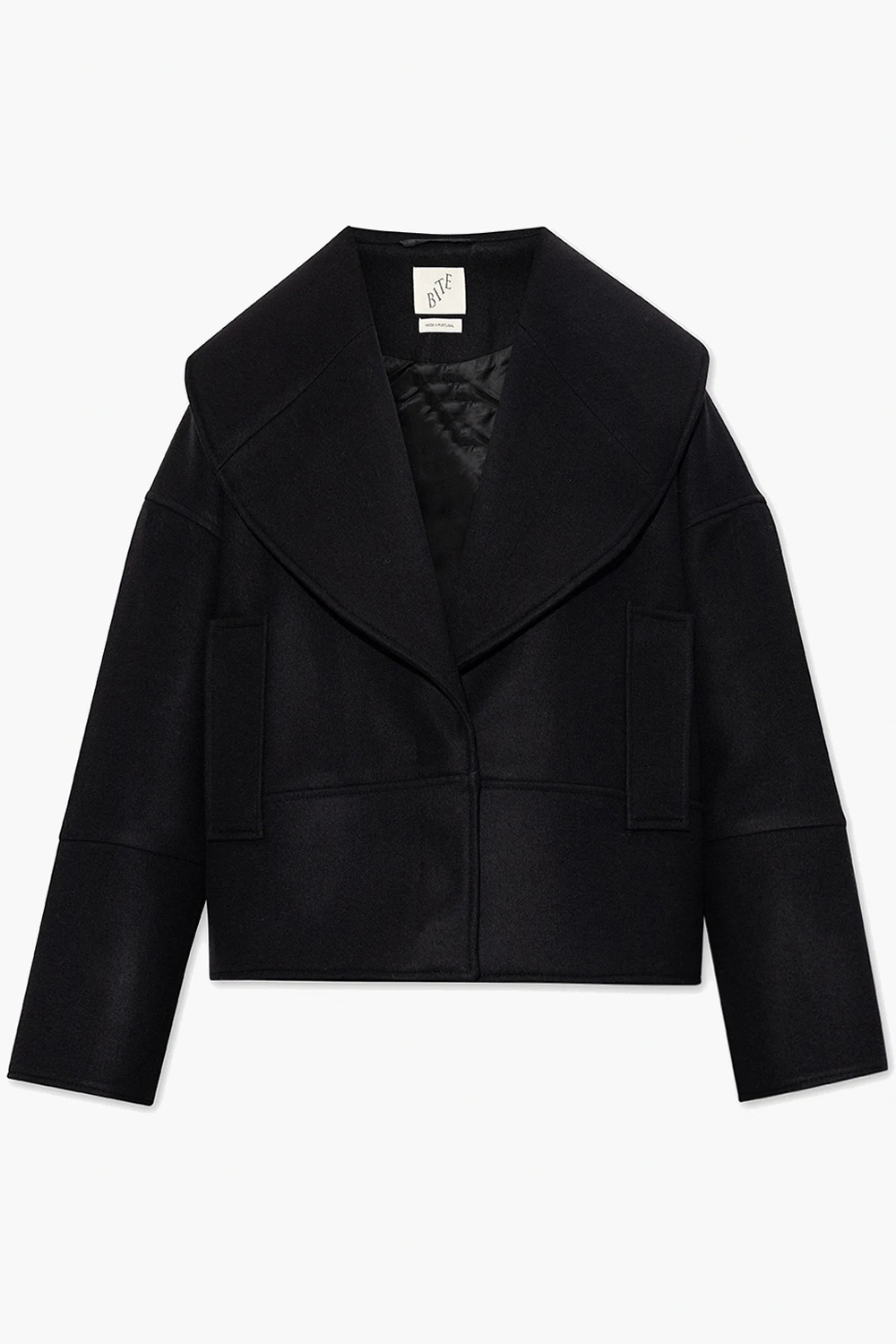 Relaxed-fitting jacket