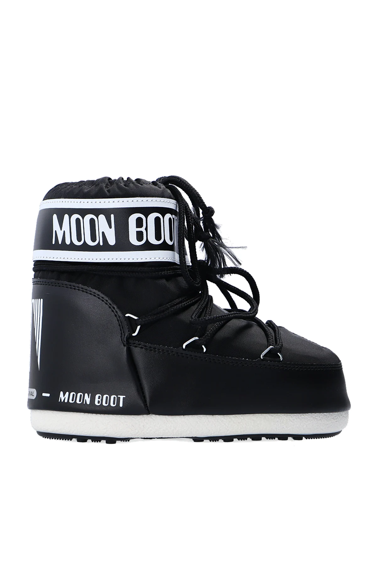 ‘Classic Low’ snow boots