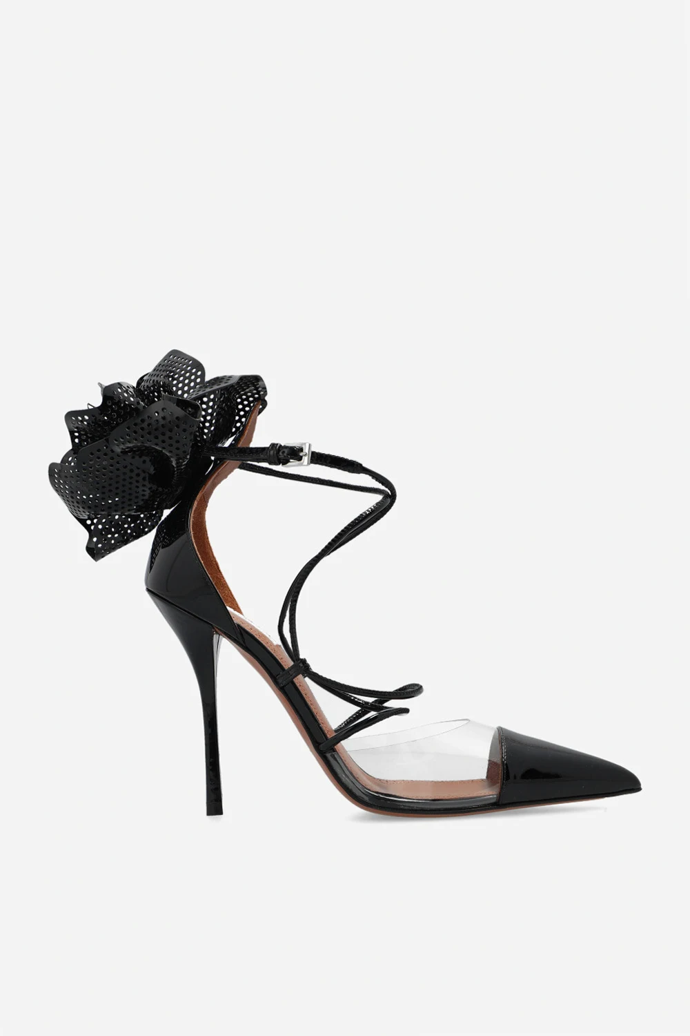 Heeled pumps